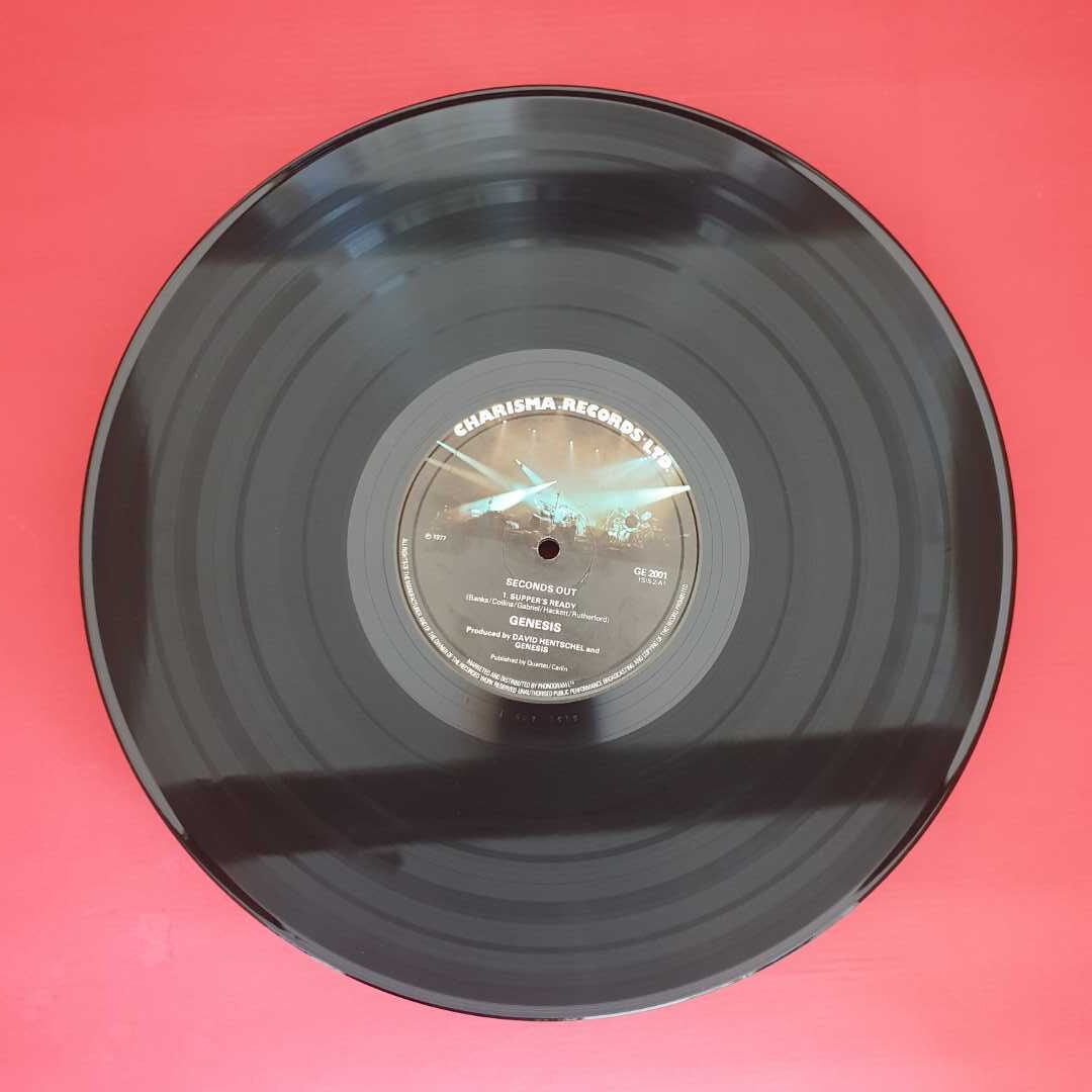 Genesis - Seconds Out - Image 3