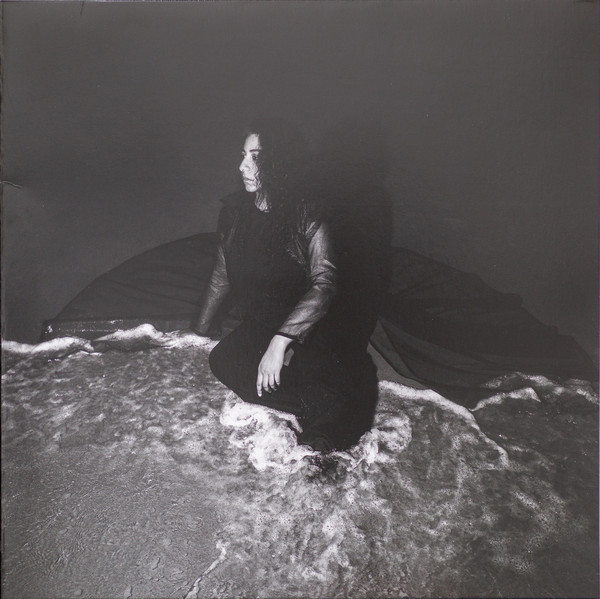 Arooj Aftab - Night Reign
