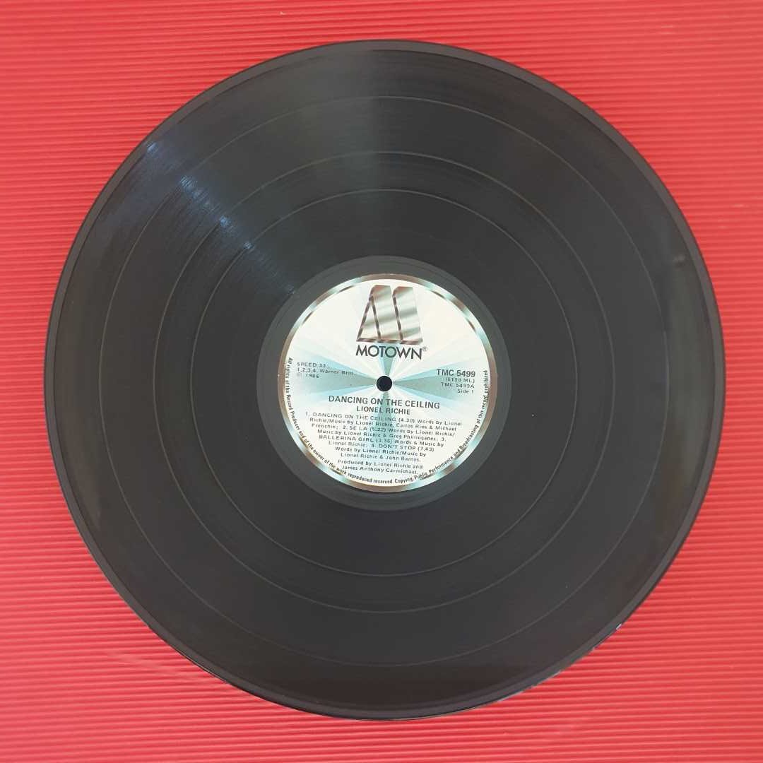 Lionel Richie - Dancing On The Ceiling - Image 3