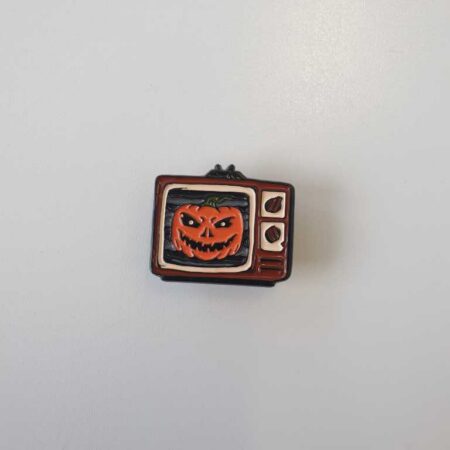 Halloween III Season of the Witch Silver Shamrock TV Pumpkin Badge